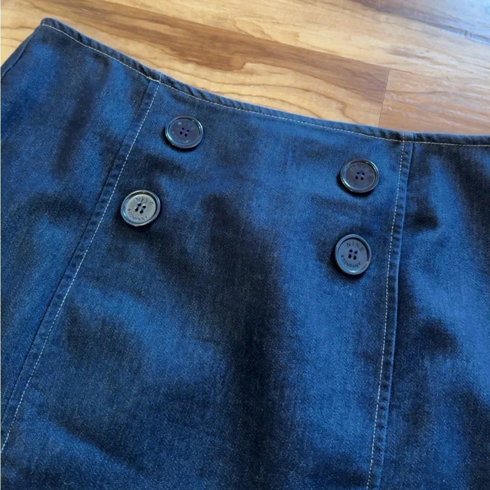 Nine & Company Denim Skirt Size 8 | Stretch A-Line | Nautical Button Detail - Picture 3 of 6
